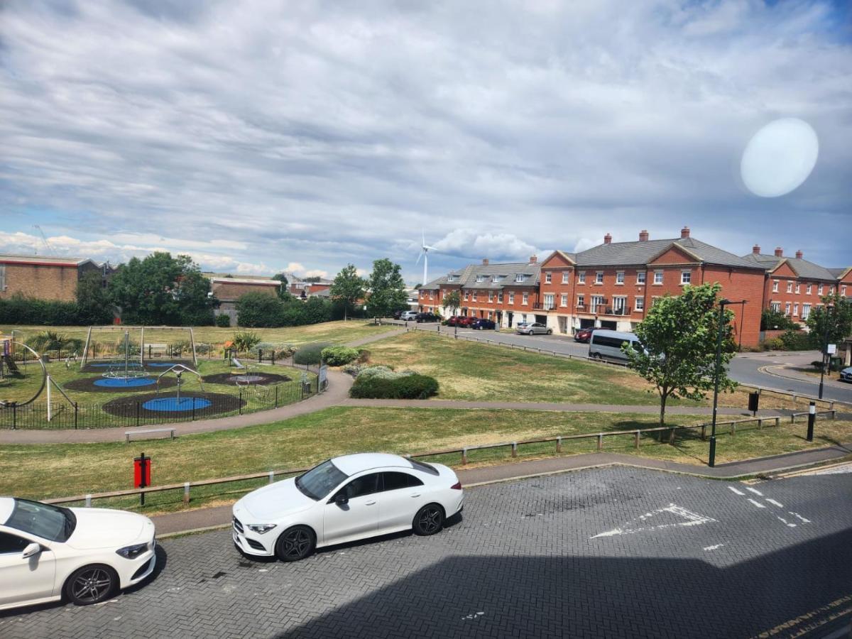 2Sweetzhome Erith Экстерьер фото