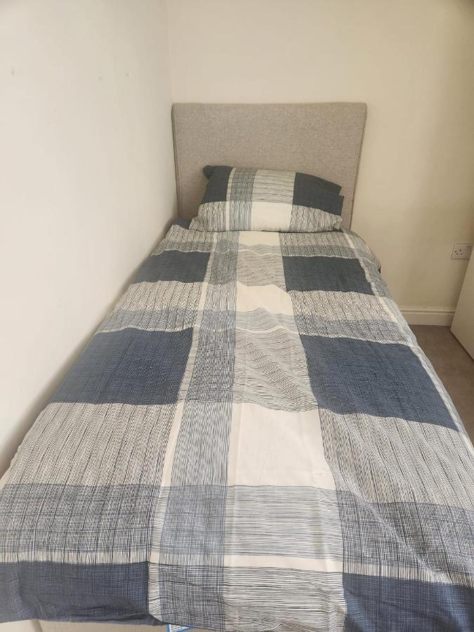 2Sweetzhome Erith Экстерьер фото